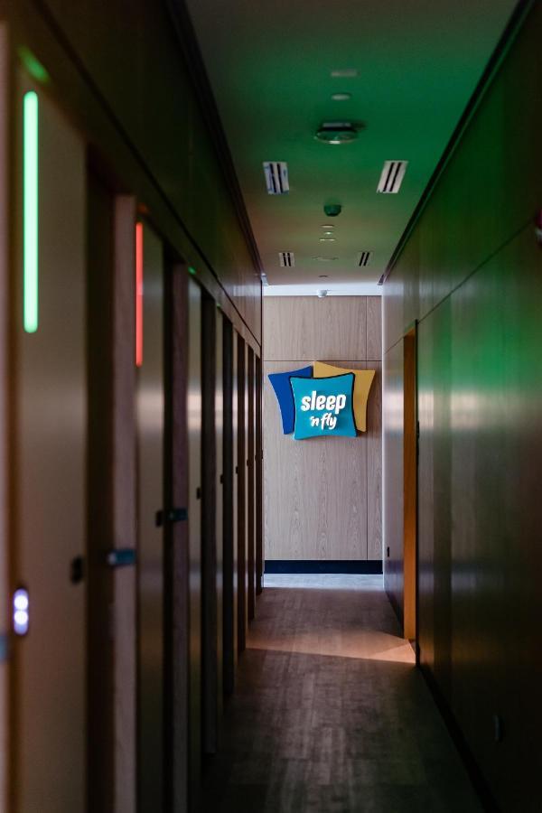 Hotel Sleep 'N Fly Sleep Lounge, B-Gates Terminal 3 - Transit Only à Dubaï Extérieur photo