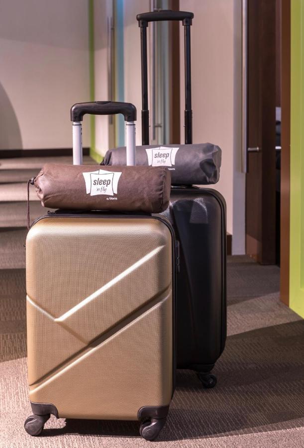 Hotel Sleep 'N Fly Sleep Lounge, B-Gates Terminal 3 - Transit Only à Dubaï Extérieur photo
